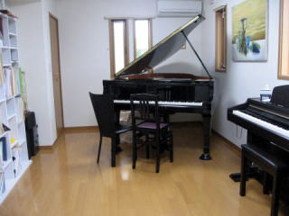 横浜市栄区坂本周子ピアノ教室-教室写真001